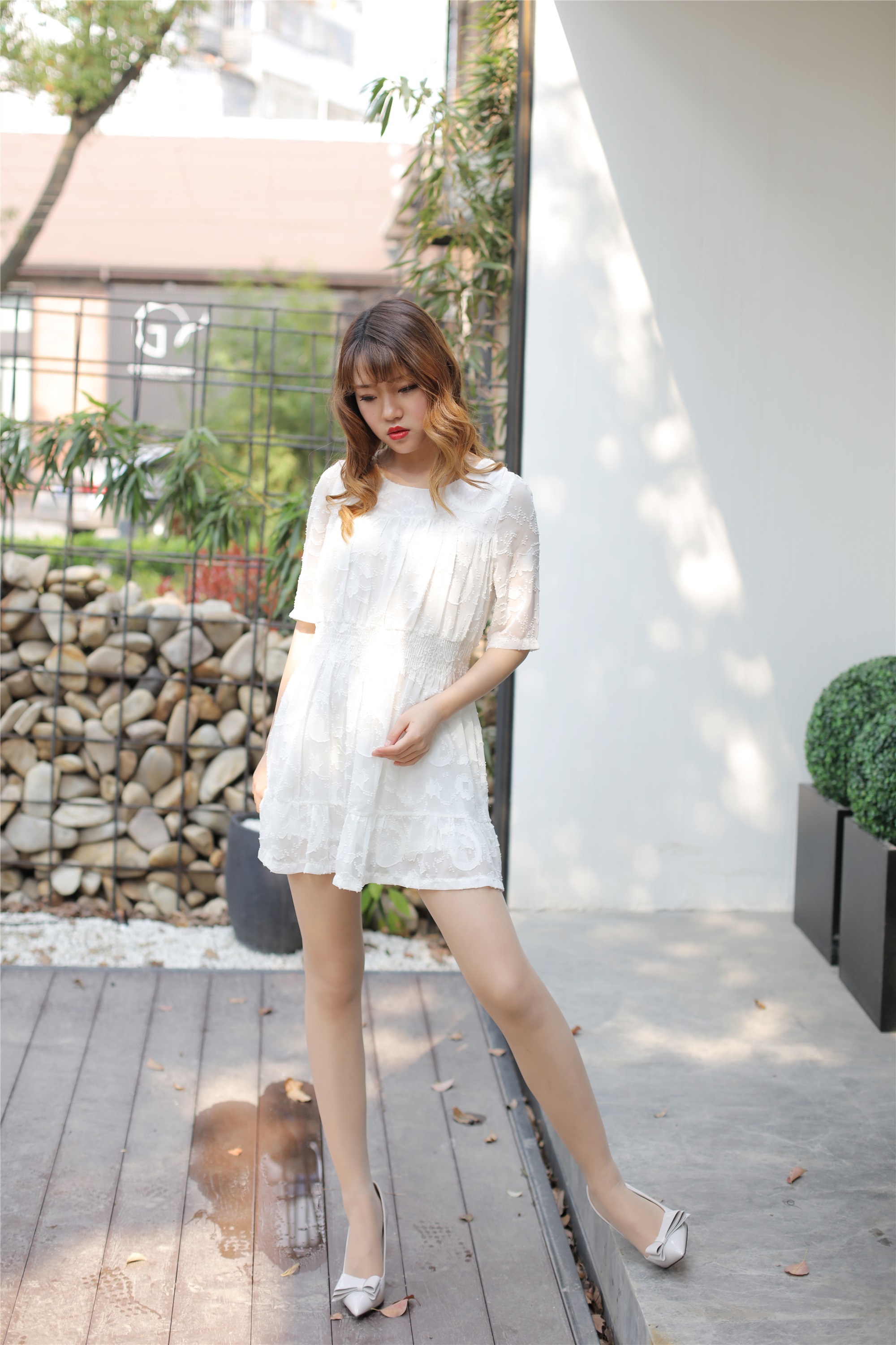 奈丝写真 NO.048 高高-俏皮的蕾丝短裙